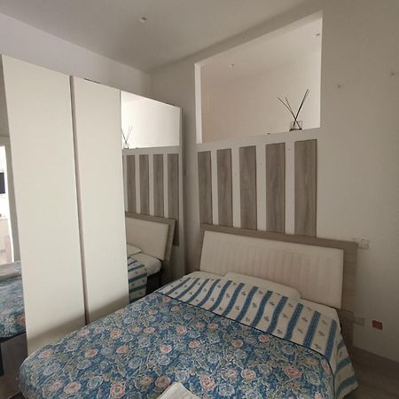 Angolo Di Liberta Apartment Bari Bagian luar foto